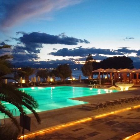 Ramada Loutraki Poseidon Resort Exterior photo