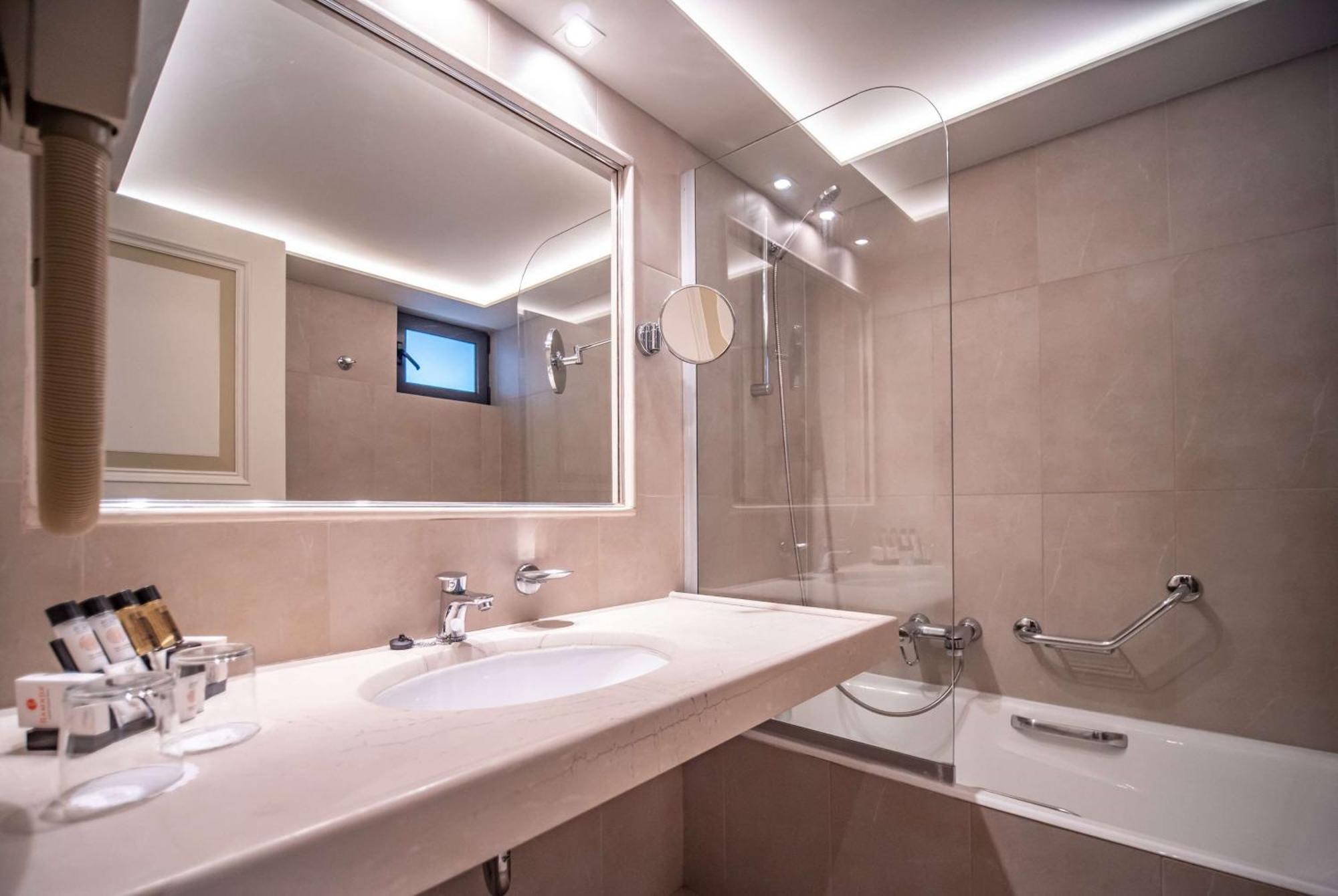 Ramada Loutraki Poseidon Resort Exterior photo