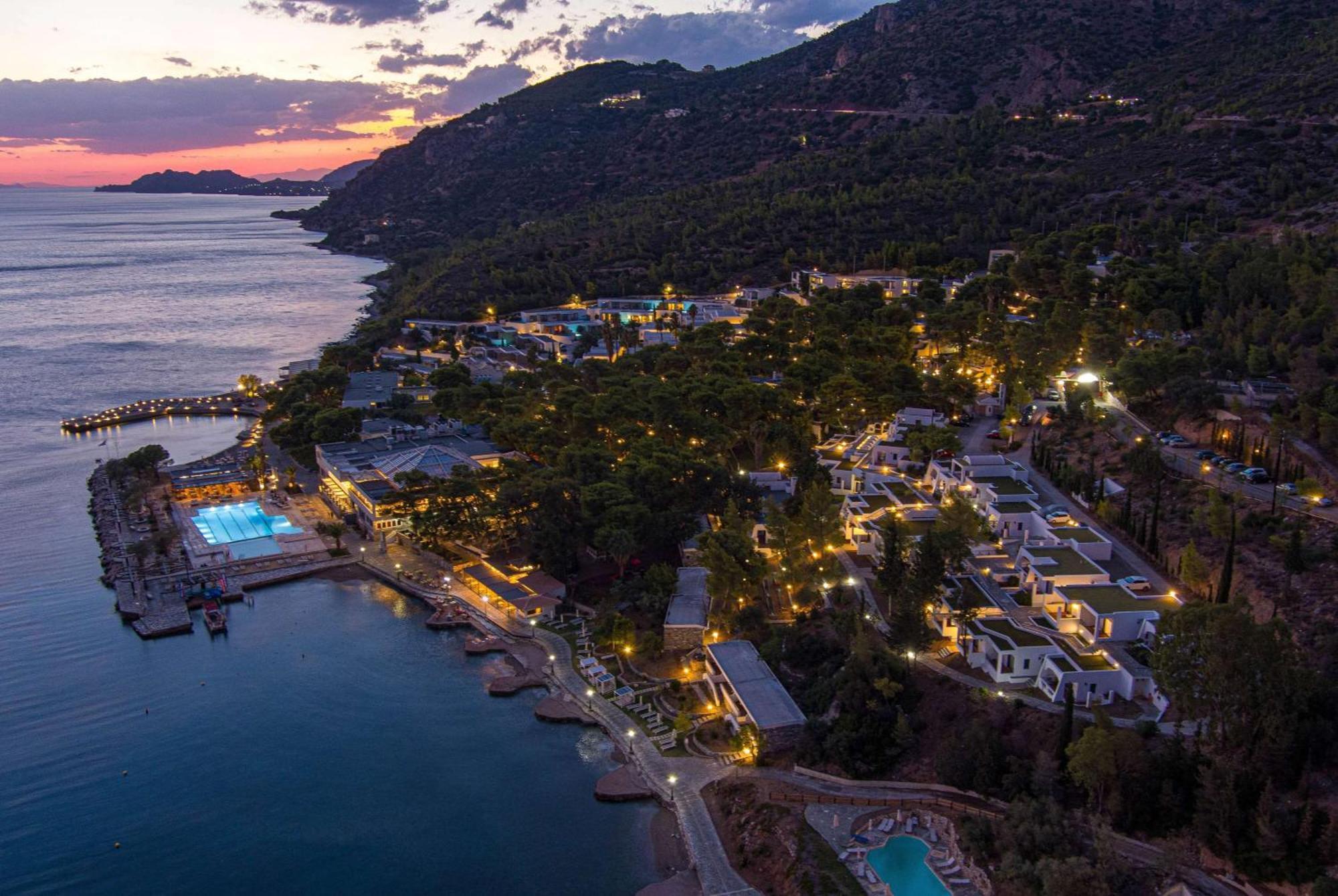 Ramada Loutraki Poseidon Resort Exterior photo